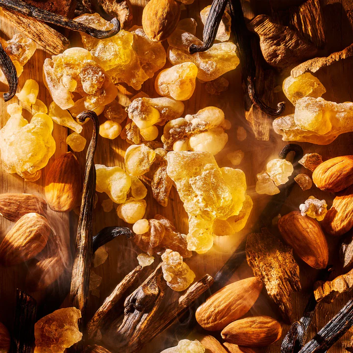 Roja Sweetie Aoud Parfum - Image 4